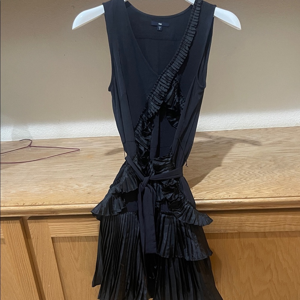 GAP Elegant Black Pleated Mini Dress